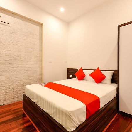 Oyo 317 Kim Cuong Hotel 2 Hanói Exterior foto